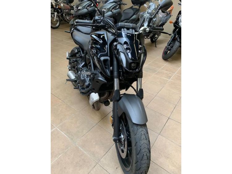 YAMAHA MT-07 (47.5CV)