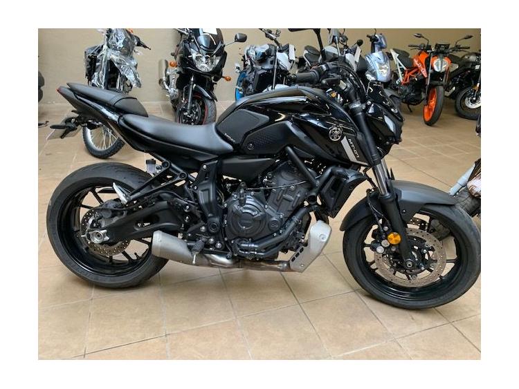 YAMAHA MT-07 (47.5CV)
