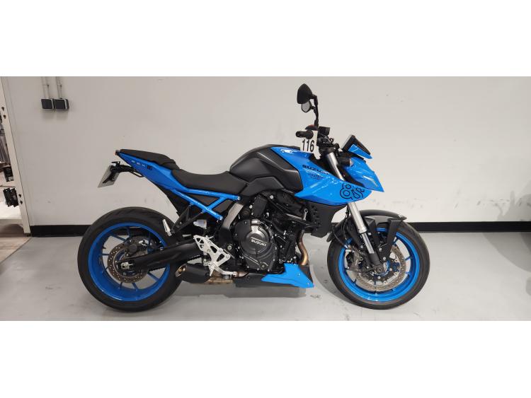 SUZUKI GSX-8S