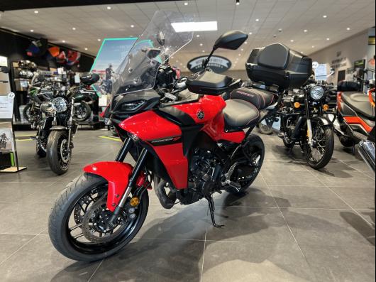 YAMAHA TRACER 900