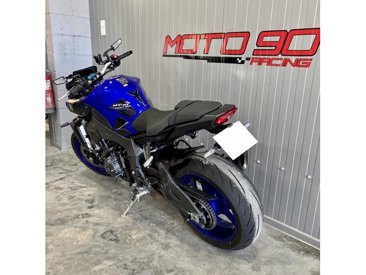 YAMAHA MT-10