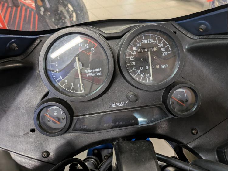 KAWASAKI ZXR 1000 TOMCAT