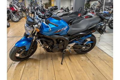 YAMAHA FZ6 (98CV)