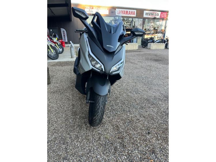 HONDA NSS FORZA  125AD