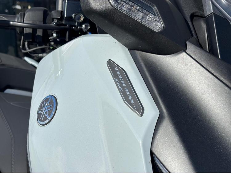 YAMAHA XMAX 125 TECHMAX + 
