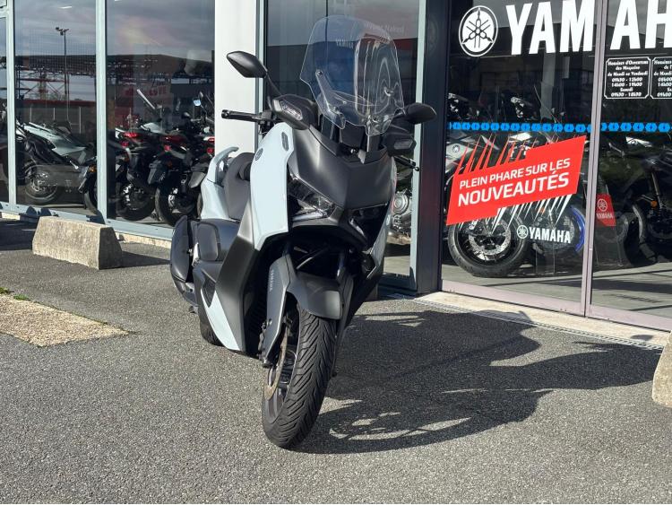YAMAHA XMAX 125 TECHMAX + 