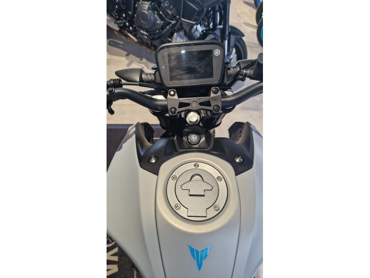 YAMAHA MT-125 ABS