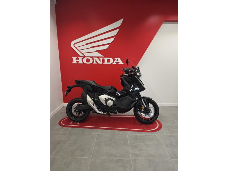 HONDA X-ADV 750 DCT