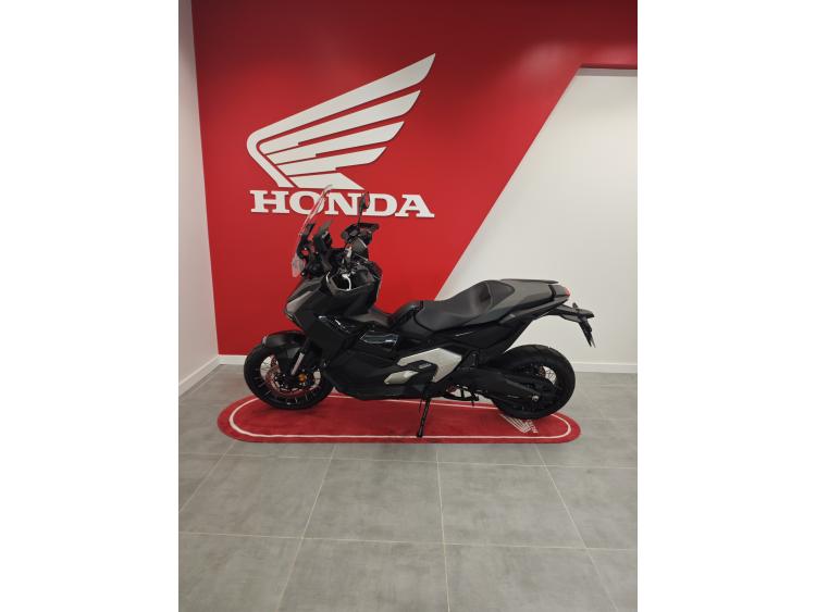 HONDA X-ADV 750 DCT