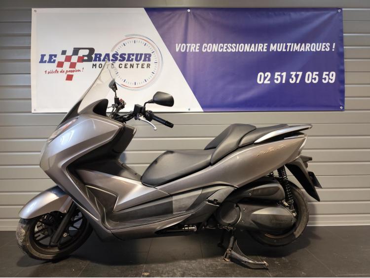 HONDA NSS FORZA 300