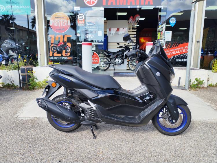 YAMAHA NMAX 125