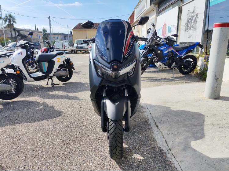 YAMAHA NMAX 125