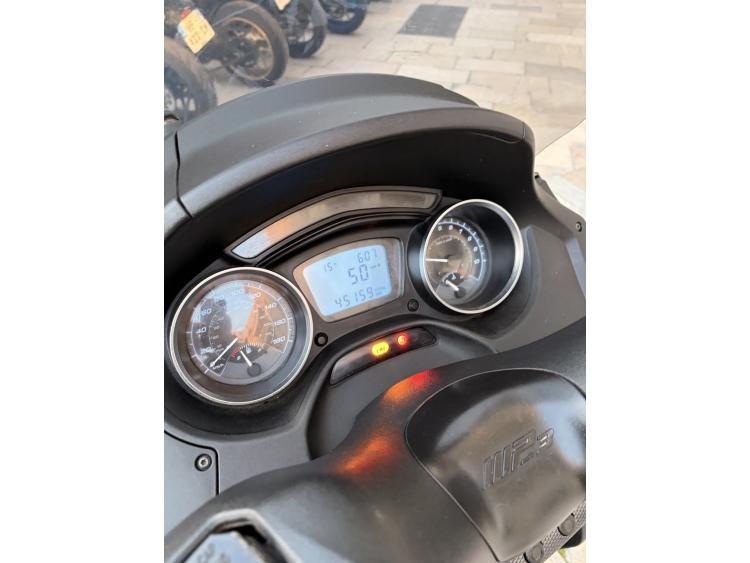 PIAGGIO MP3 500 LT