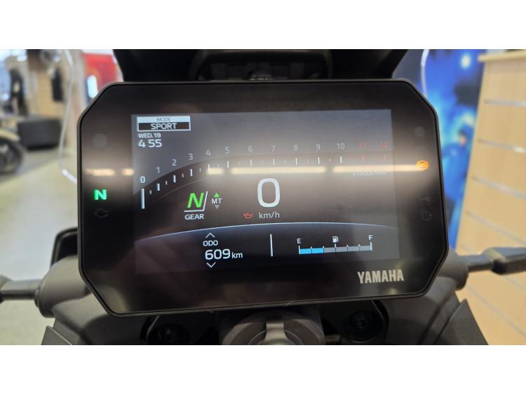 YAMAHA TRACER 9 Y-AMT