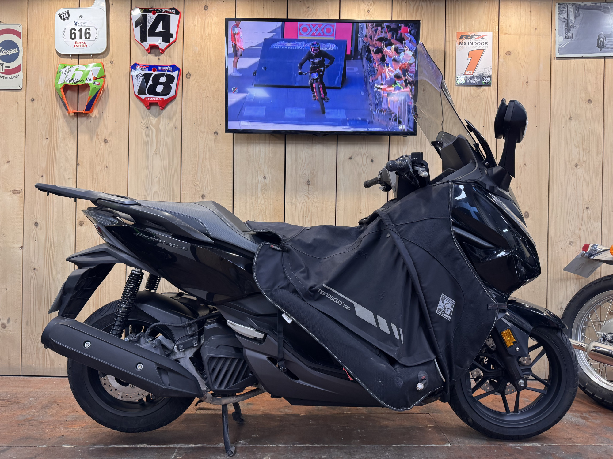 HONDA NSS FORZA  125AD