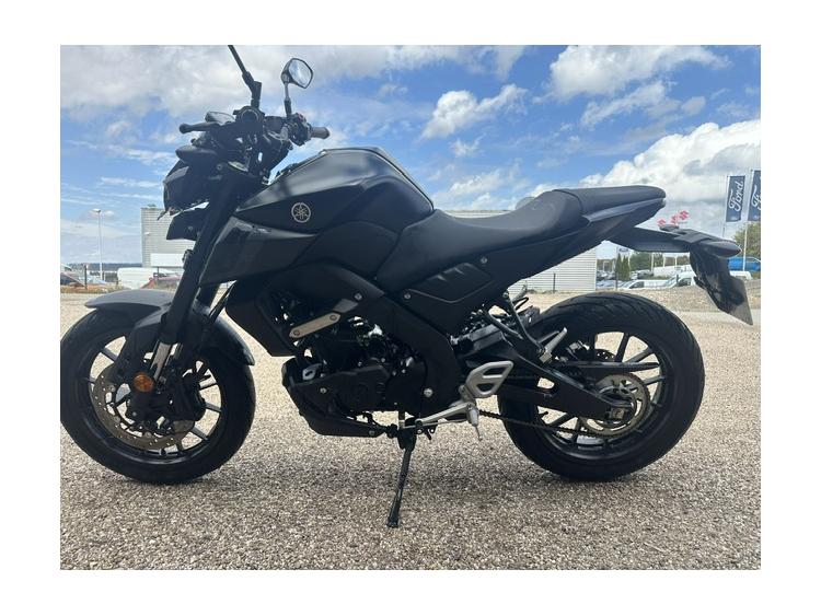 YAMAHA MT-125 ABS