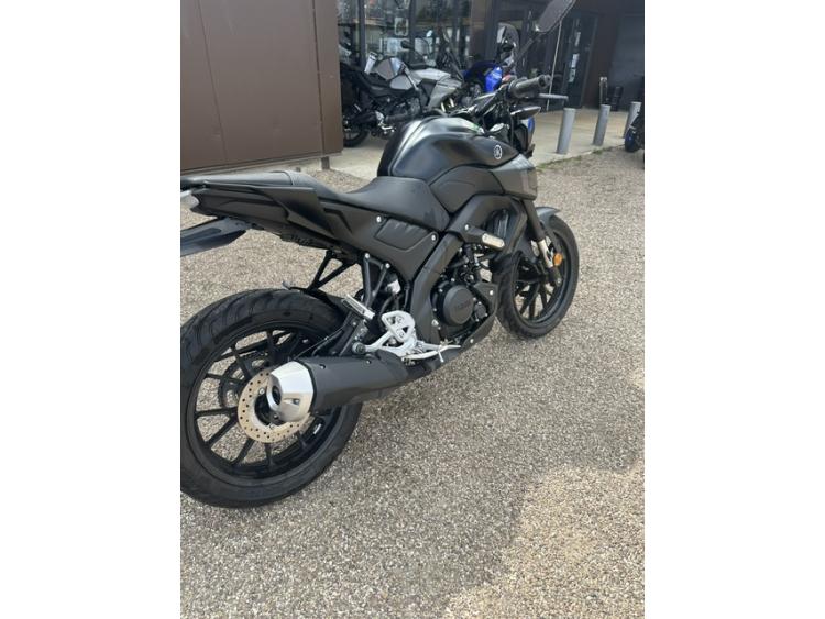 YAMAHA MT-125 ABS