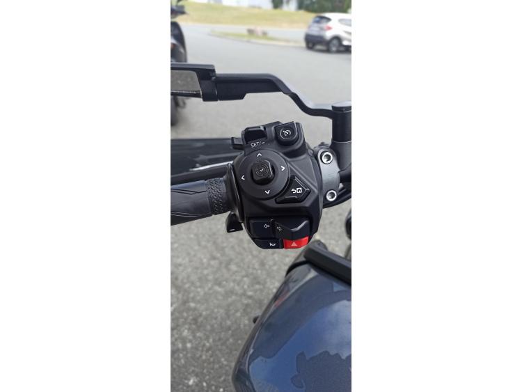 YAMAHA MT-09  Y-AMT