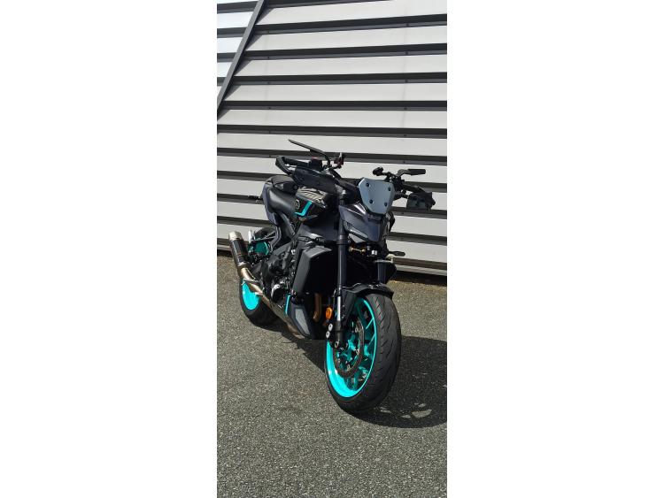 YAMAHA MT-09  Y-AMT