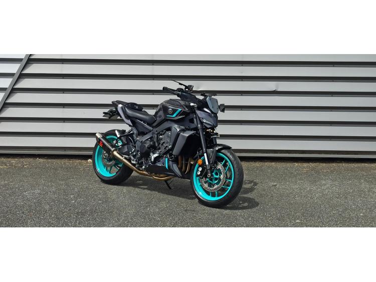 YAMAHA MT-09  Y-AMT