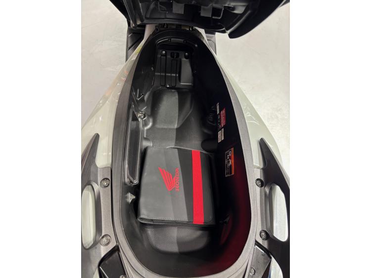 HONDA FORZA 125