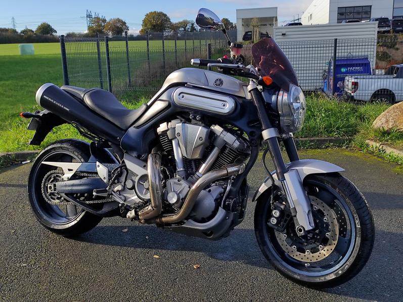 YAMAHA MT-01