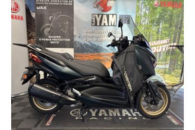 YAMAHA XMAX 300