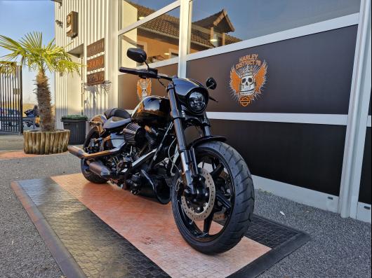 HARLEY-DAVIDSON SOFTAIL BREAKOUT 1800 PRO STREET CVO