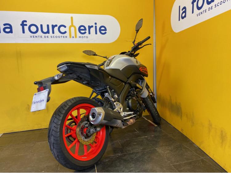 YAMAHA MT-125 ABS