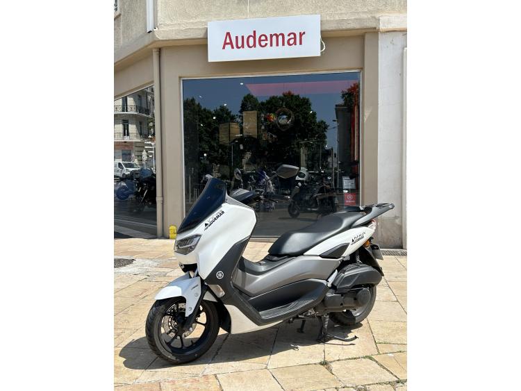 YAMAHA NMAX 125
