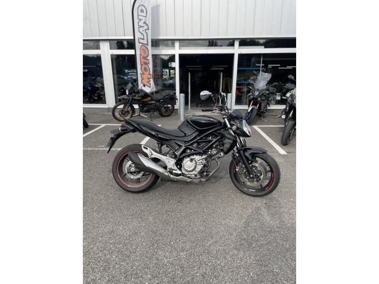 SUZUKI GLADIUS 650