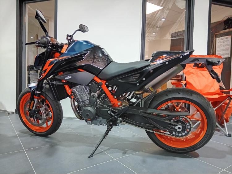 KTM 890 DUKE R
