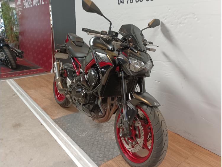 KAWASAKI Z 900