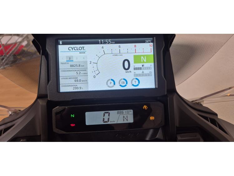 HONDA NT 1100-GARANTIE JUSQU'AU 09/2028