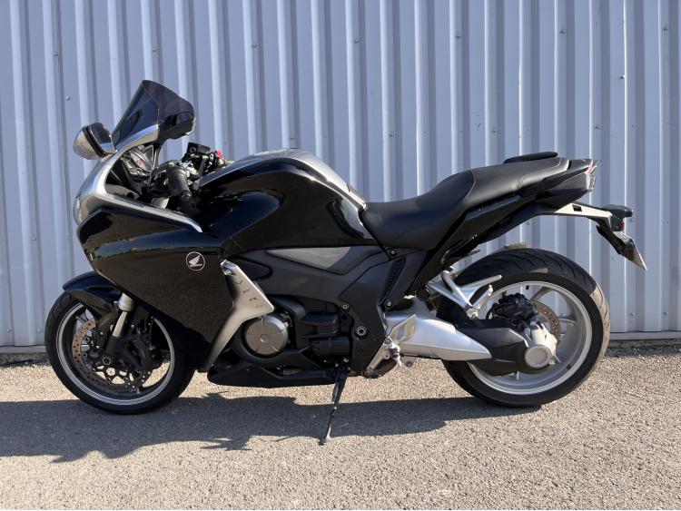 HONDA VFR1200F DCT 173CV