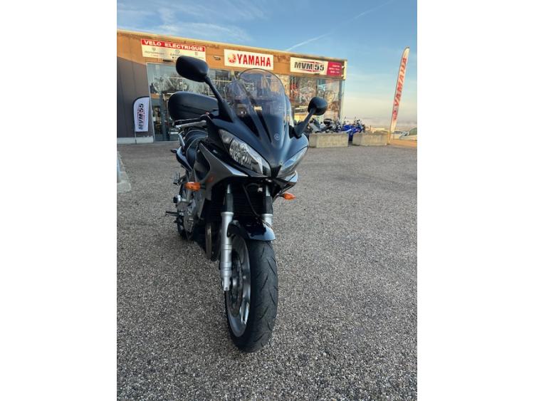 YAMAHA FZ6 600 FAZER
