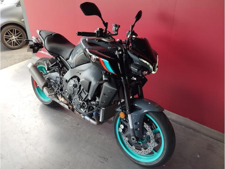 YAMAHA MT-10