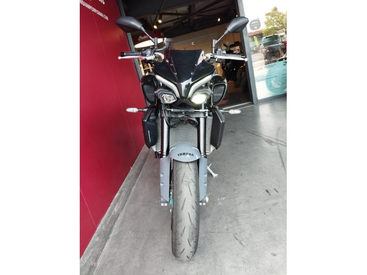 YAMAHA MT-10