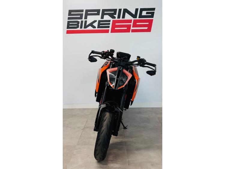 KTM 1290 SUPER DUKE R