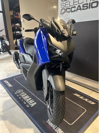YAMAHA XMAX 300