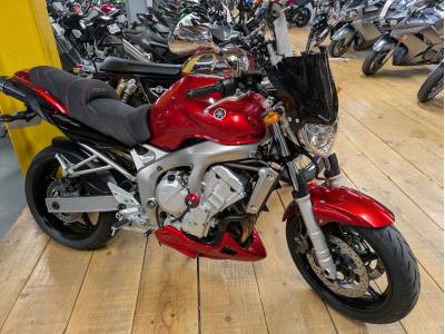 YAMAHA FZ6 (98CV)