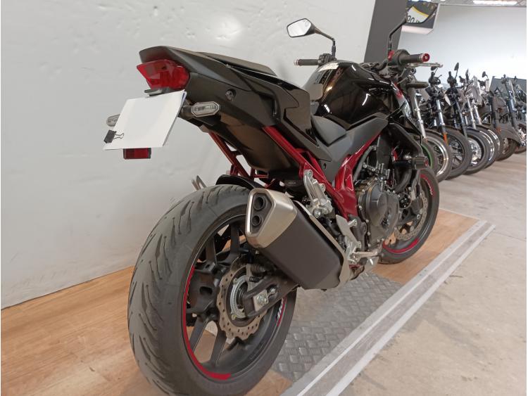 HONDA CB 750 HORNET
