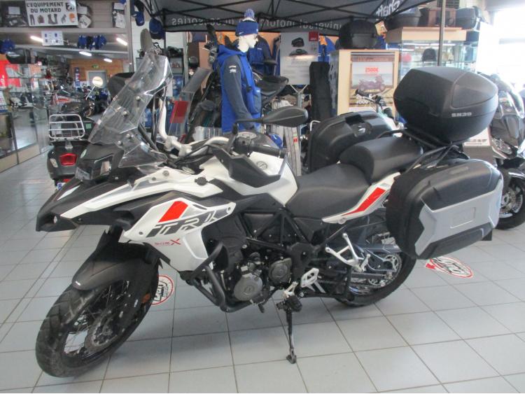 BENELLI TRK 502 X