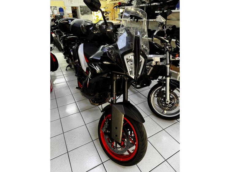 KTM 890 SMT