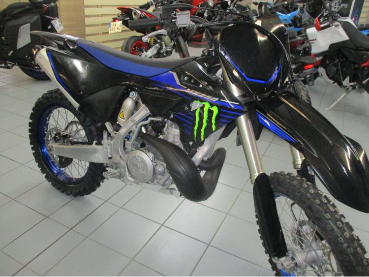 YAMAHA YZ250