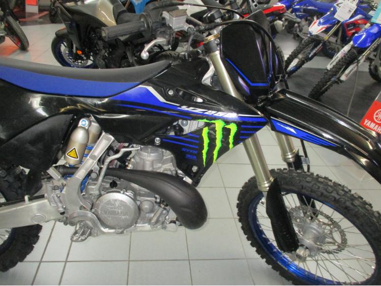 YAMAHA YZ250