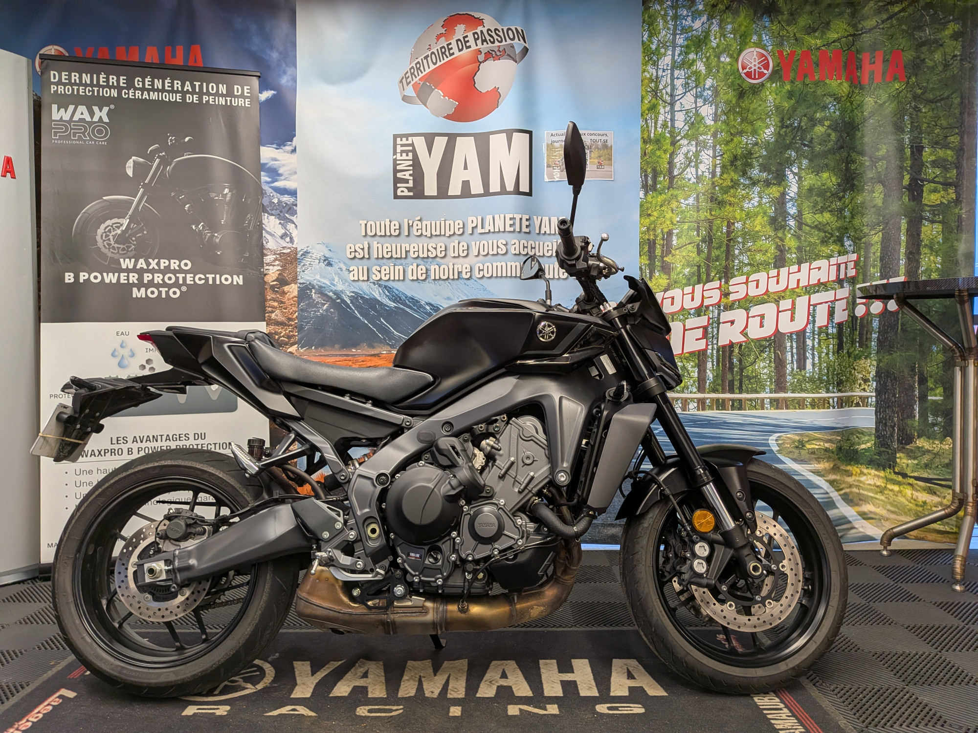 YAMAHA MT-09  Y-AMT