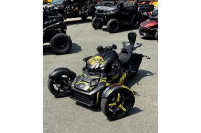 CAN-AM RYKER 900
