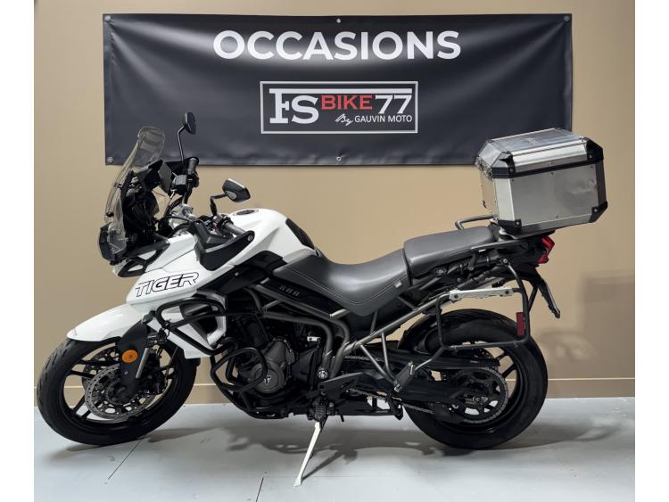TRIUMPH TIGER 800 XRX