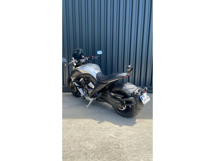 BENDA MOTOR LFC 700